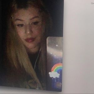 Meet your Posher, Kayla